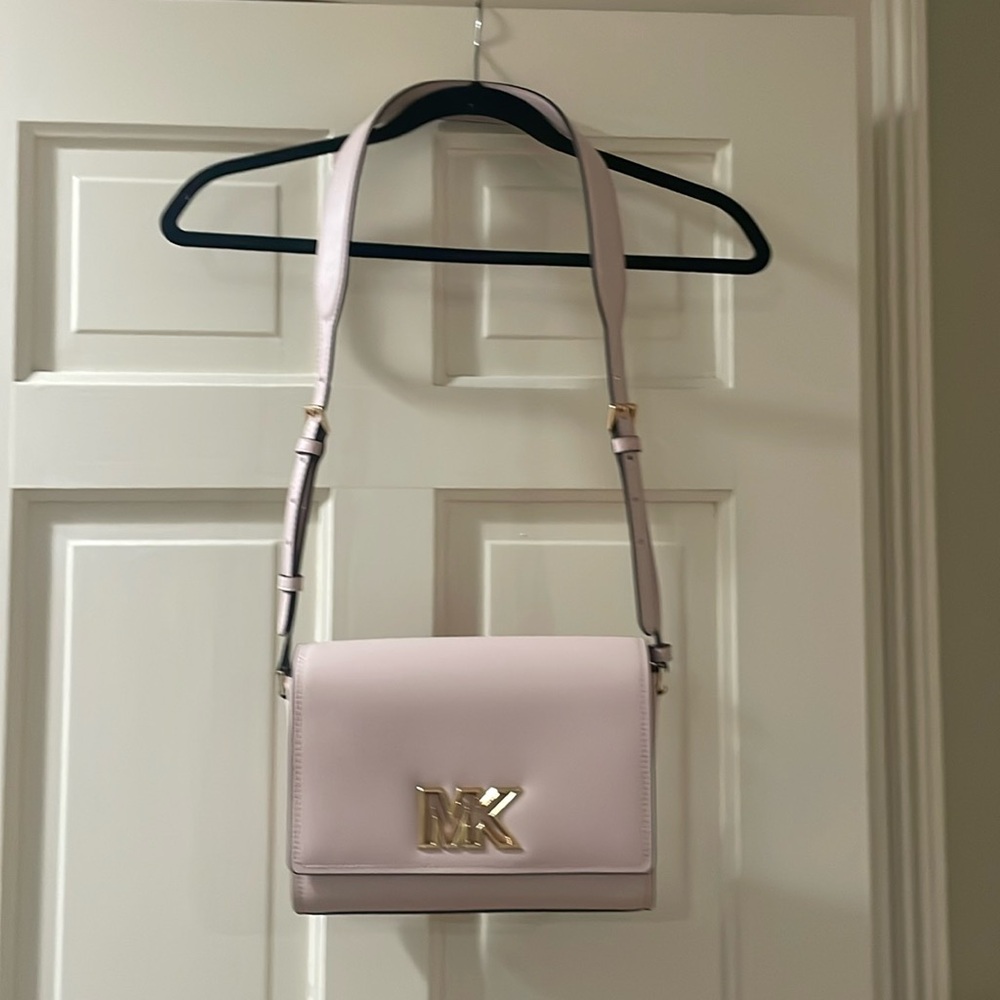 Beautiful blush, pink, Michael Kors pocketbook